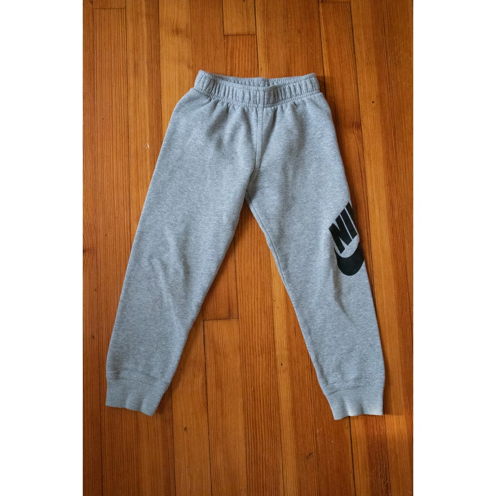 Nike Kids Sportswear Fleece Jogger Pants Gray Black Futura Logo Size M 5-6 Yrs